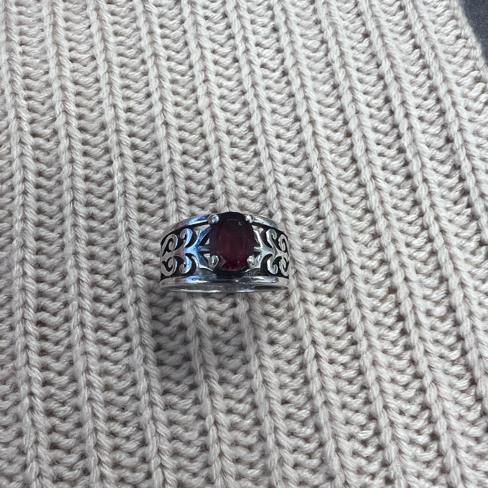 *SOLD James Avery ring Silver Ring size 6